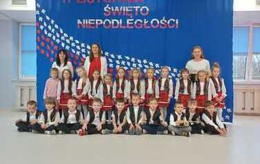 Akademia 11 listopada grupa Żabki