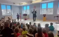 Zdjęcie do &quot;CZARY-MARY&quot; -  czyli pokaz iluzji w przedszkolu