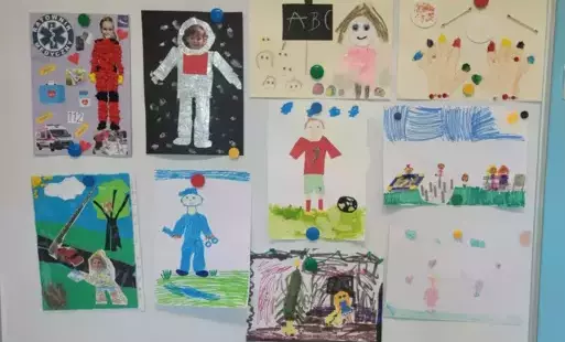 Zdjęcie do Konkurs plastyczny &quot;Kim będę jak dorosnę&quot;