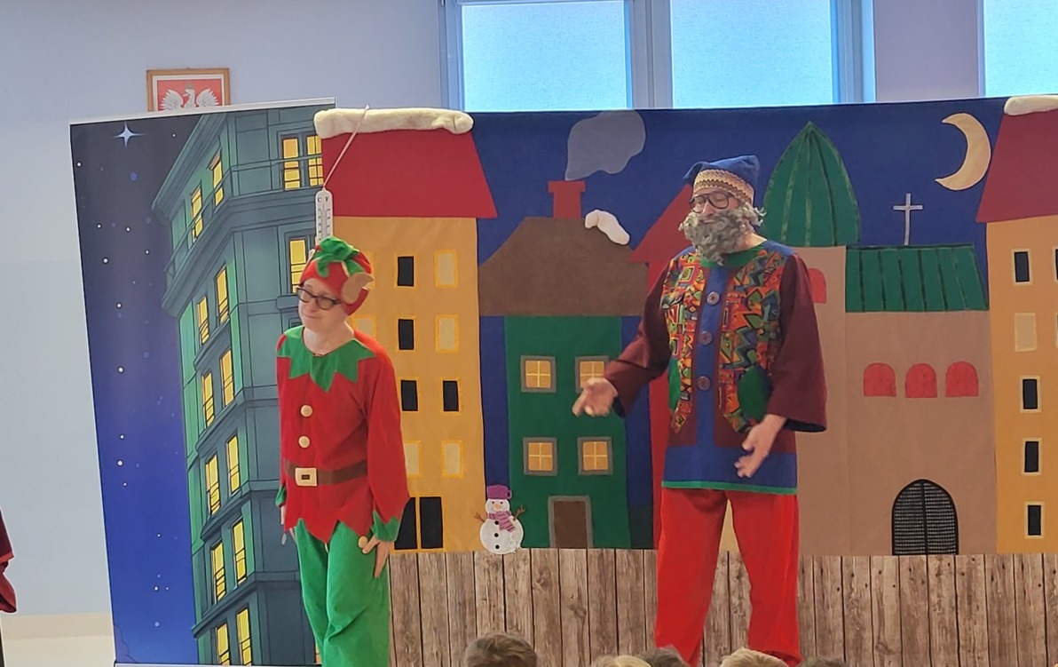 Zdjęcie do &bdquo;W mroźną, grudniową noc" - spektakl dla dzieci