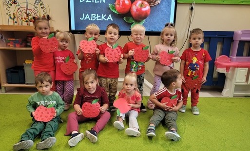 Świętujemy Dzień Jabłka w przedszkolu
